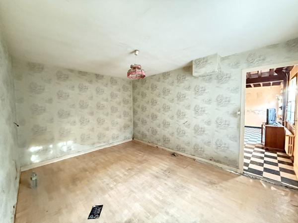 Maison à vendre à Noailles 6 pièces- 4 chambres, 94 m² jardin