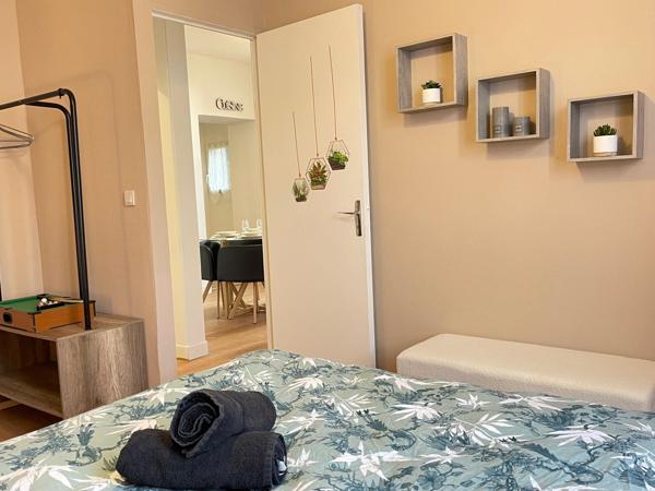 Poitiers (86000) IMMEUBLE 101 M2 3 LOGEMENTS ET COUR PROCHE CENTRE-VILLE ET GARE