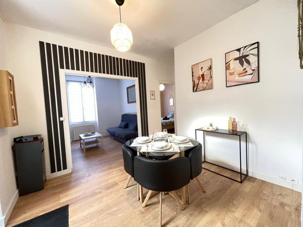 Poitiers (86000) IMMEUBLE 101 M2 3 LOGEMENTS ET COUR PROCHE CENTRE-VILLE ET GARE