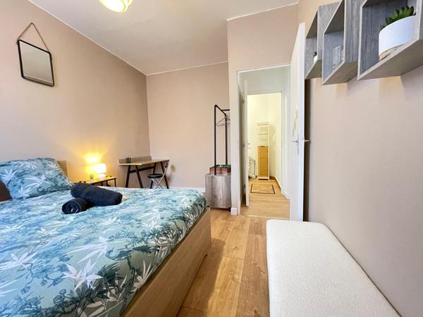 Poitiers (86000) IMMEUBLE 101 M2 3 LOGEMENTS ET COUR PROCHE CENTRE-VILLE ET GARE