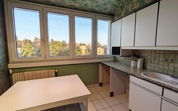 Appartement à vendre    4 pièces • 82,05 m2 Sainte-Foy-lès-Lyon