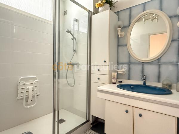 Vente
                Appartement83 m² - 4 Pièces -
                    LAVAL (53000)