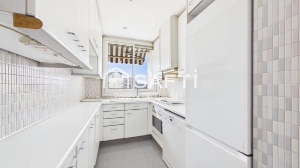 SAINT-CLOUD - Val d'Or Appartement 4 pièces 74m2  Vue Hippodrome de Saint-Cloud