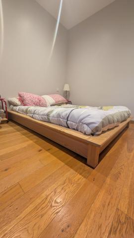 Appartement en rez de jardin avec cour privative