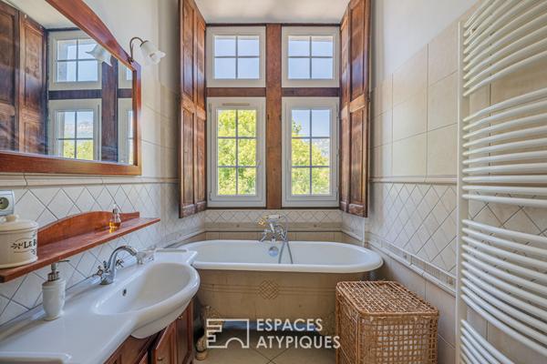 Appartement de charme dans un château datant du Haut-Moyen-Age