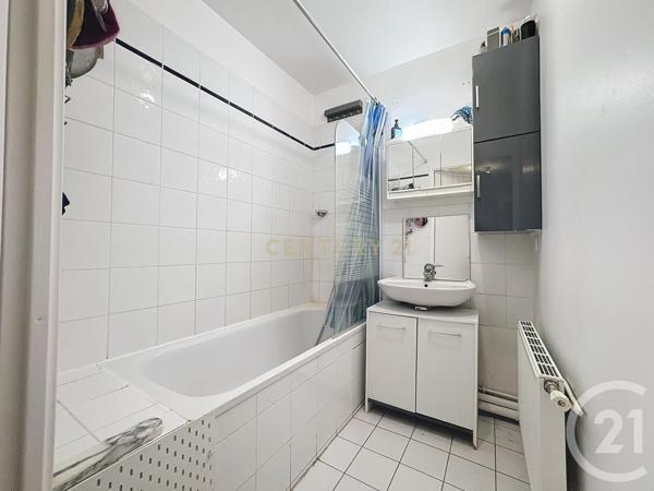 Appartement F2 à vendre  2 pièces - 50,03 m2 NOISY LE GRAND - 93
