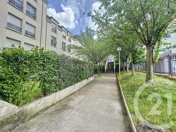 Appartement F2 à vendre  2 pièces - 50,03 m2 NOISY LE GRAND - 93