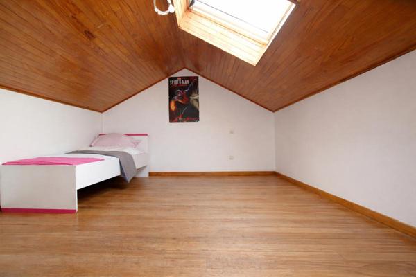 Villa 4 chambres de 120 m² habitables sur une parcelle de 265 m²