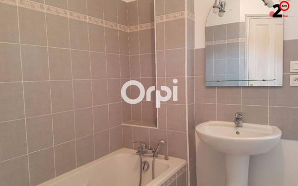 Appartement à louer    3 pièces •  Saint-Martin-en-Haut