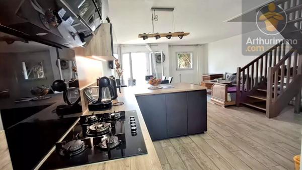 Vente                                                      Maison
                        
                     4 pièces                      92 m2                     à Beaugency