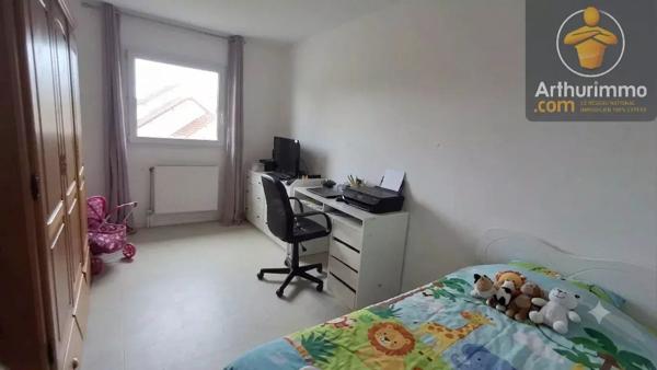 Vente                                                      Maison
                        
                     4 pièces                      92 m2                     à Beaugency