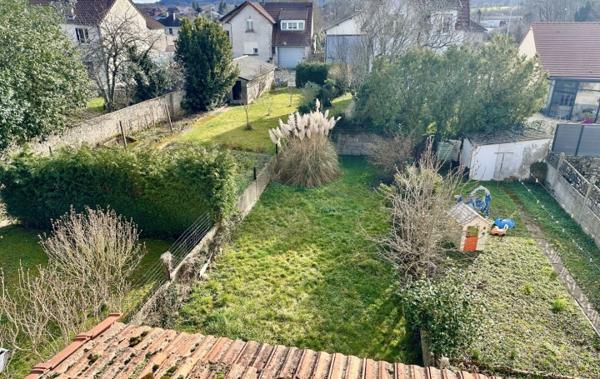 Vente Maison de ville Mitoyenne à rafraîchir Boussac   