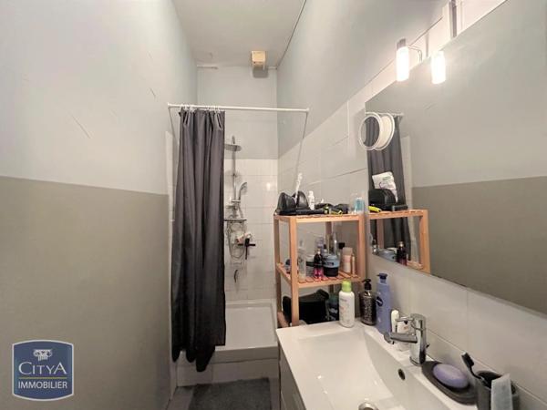 Appartement à louer 2 pièces 53.2m² Avignon (84000)