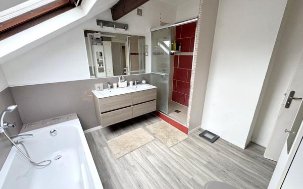 Maison à vendre    5 pièces •  Villeparisis
