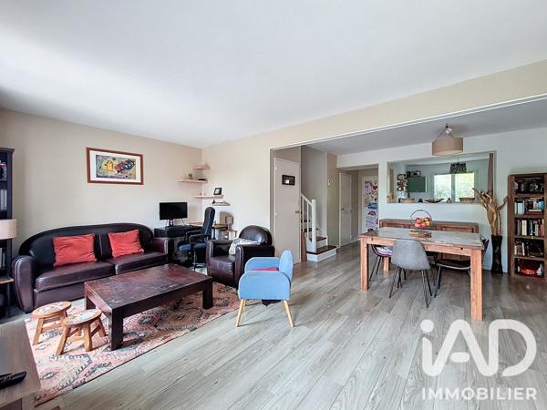 Maison à vendre 6 pièces 118 m² Le Mesnil-Saint-Denis