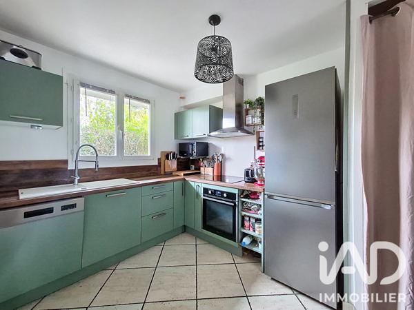 Maison à vendre 6 pièces 118 m² Le Mesnil-Saint-Denis