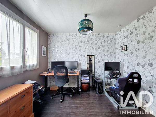 Maison à vendre 6 pièces 118 m² Le Mesnil-Saint-Denis