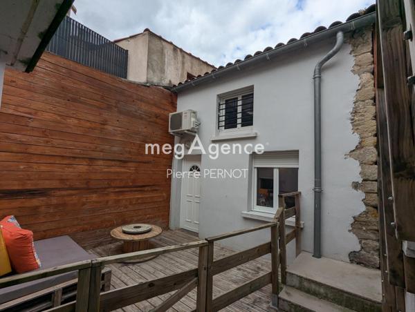 Immeuble à CASTRES, 81100 - 187m²