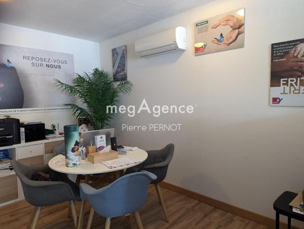 Immeuble à CASTRES, 81100 - 187m²