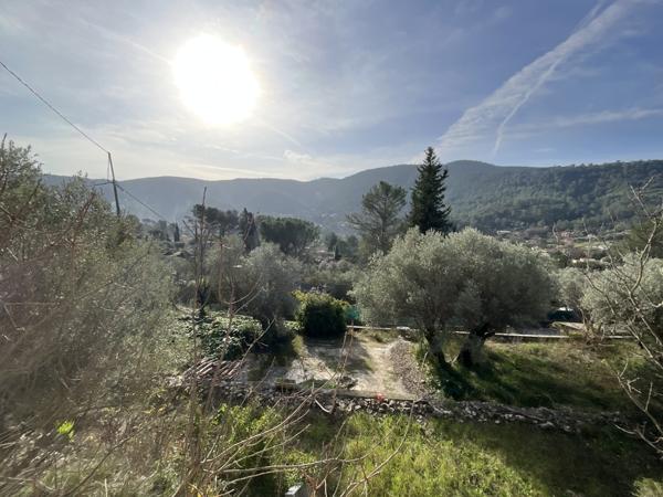 Solliès-Toucas (83210) Villa au calme absolu