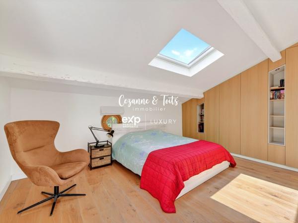L'ÉLÉGANCE D'UNE MAISON DE CARACTÈRE EN PLEINE NATURE
