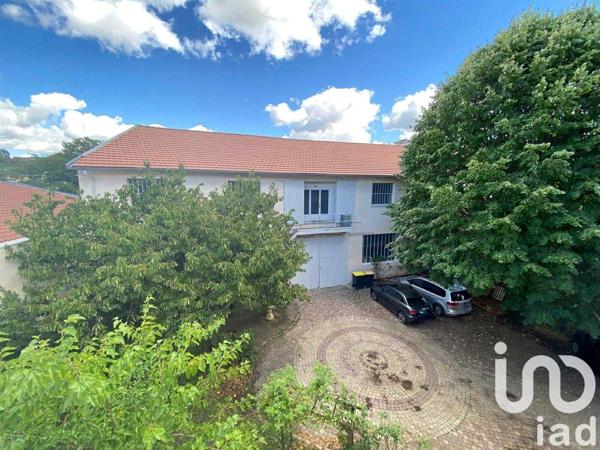 Maison à vendre 7 pièces 220 m² Saint-Chamond