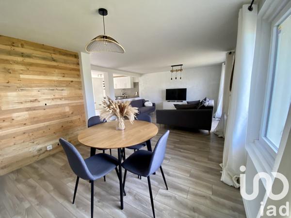 Maison 4 pièces de 99 m² à Izon (33450)