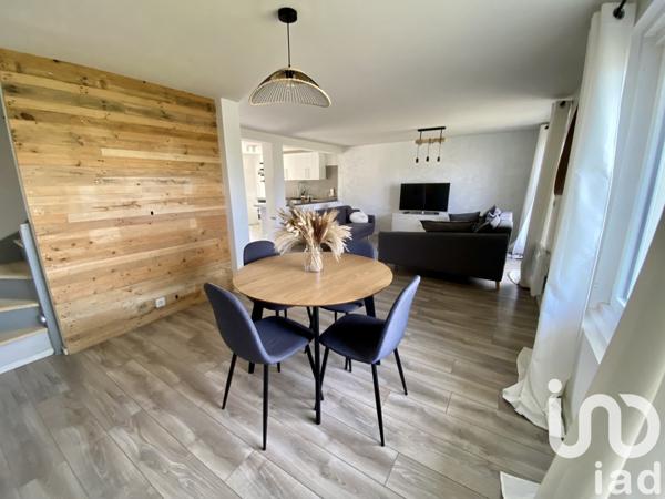 Maison 4 pièces de 99 m² à Izon (33450)