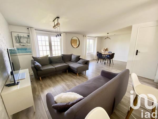 Maison 4 pièces de 99 m² à Izon (33450)