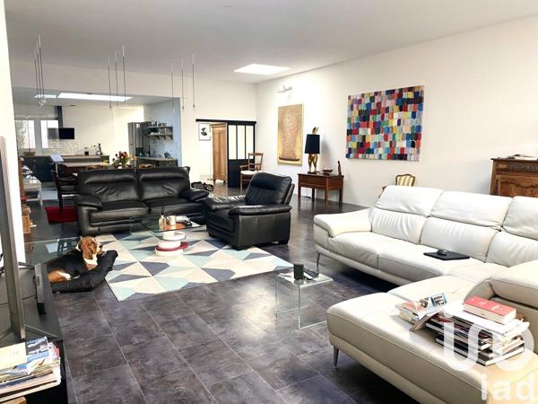 Maison d’architecte 5 pièces de 308 m² à Rochefort (17300)