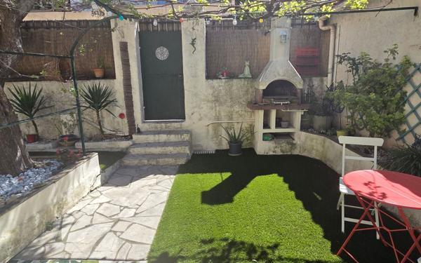 Maison à vendre    3 pièces • 70 m2 Marseille 11