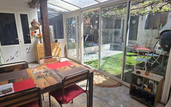 Maison à vendre    3 pièces • 70 m2 Marseille 11