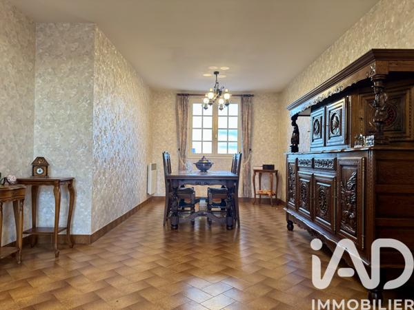 Maison à vendre 4 pièces 88 m² Savigné-sur-Lathan