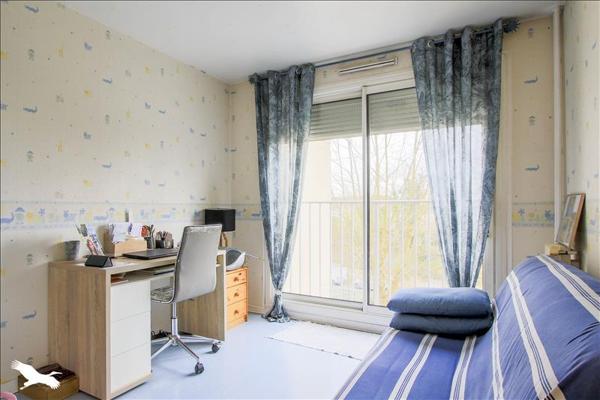 Appartement à vendre |  Poissy |  4 pièces | 71 m²