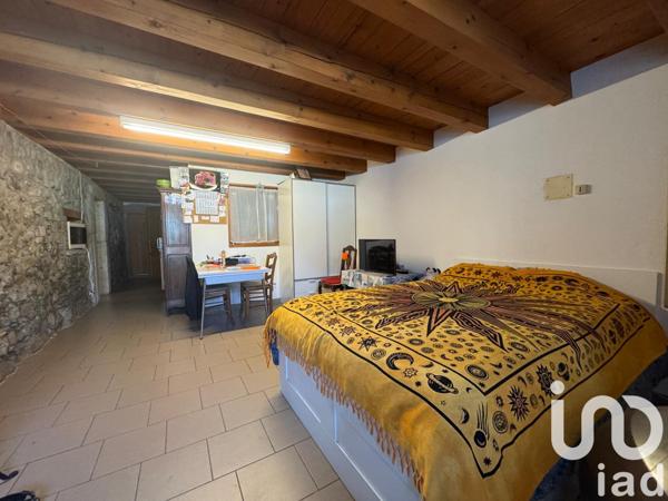 Maison à vendre 10 pièces 394 m² Feigères