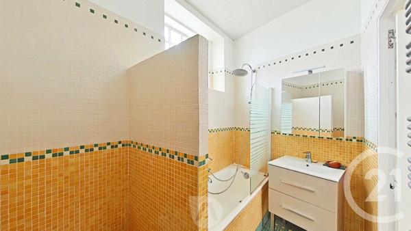 Appartement F2 à vendre  2 pièces - 45,03 m2 PARIS - 75016