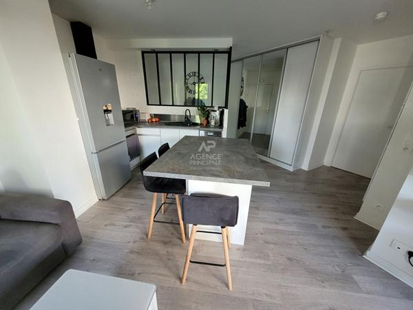 Appartement 2 pièce(s) POISSY €220 000 ** - Référence 9135