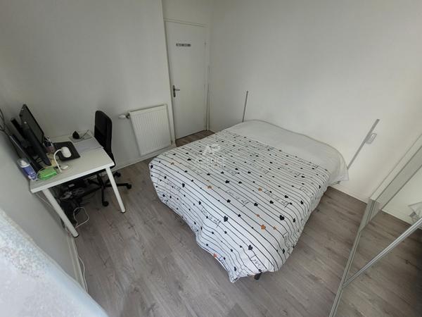 Appartement 2 pièce(s) POISSY €220 000 ** - Référence 9135