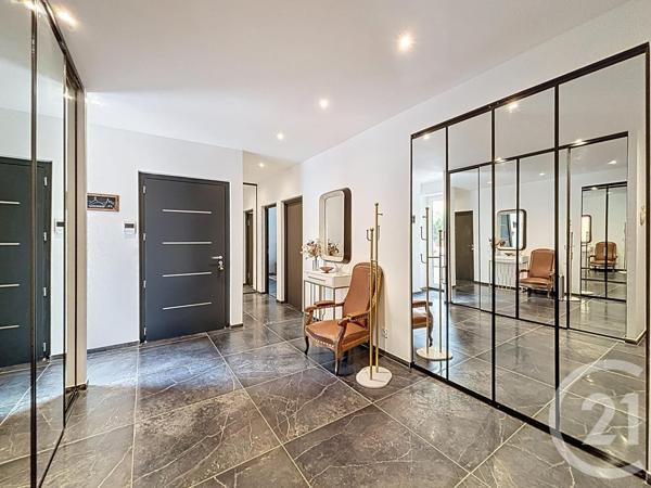 Appartement T5 à vendre  5 pièces - 182,58 m2 ESPALY ST MARCEL - 43