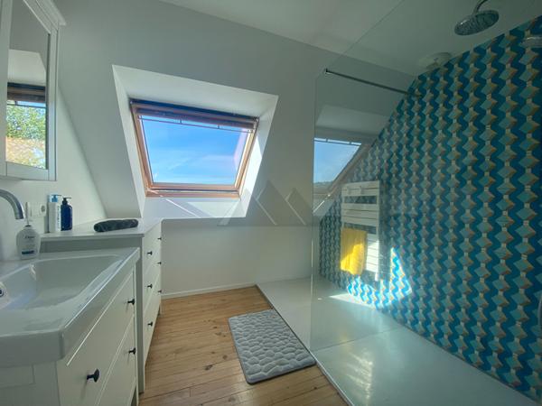 A VENDRE MAISON T5 FACE A LA MER AVEC ACCÈS DIRECT GUIPAVAS