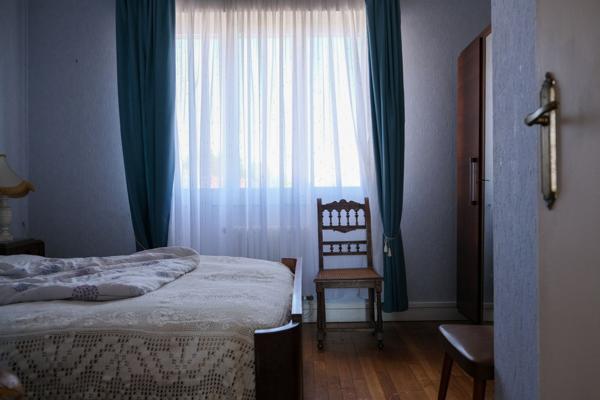 Vente Maison106,06 m² - 5 Pièces - PARIS (0)