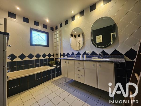 Maison à vendre 7 pièces 165 m² Souillac