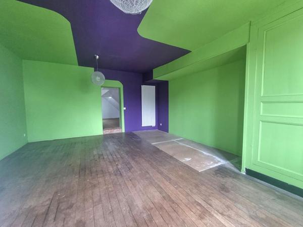 Maison  11 pièce(s) 241 m2