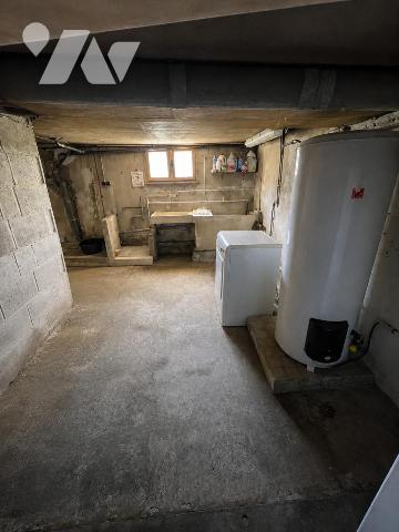 Mériel proche gare - Maison individuelle sous-sol total - 4 pièces possibilité 5 - Terrain 669m2