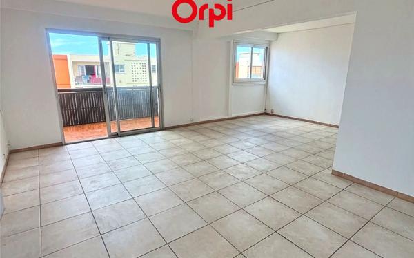 Appartement à vendre    3 pièces • 90 m2 Le Port