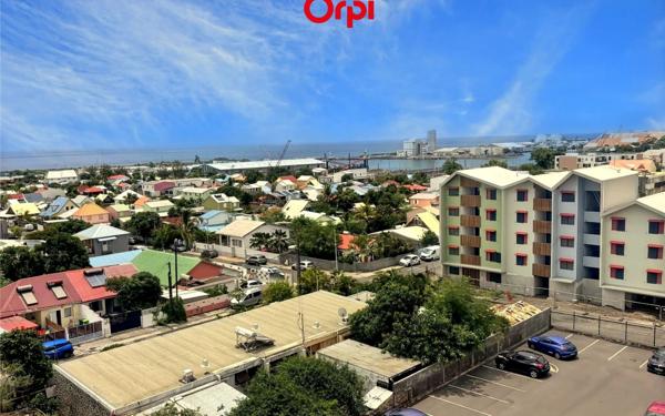 Appartement à vendre    3 pièces • 90 m2 Le Port