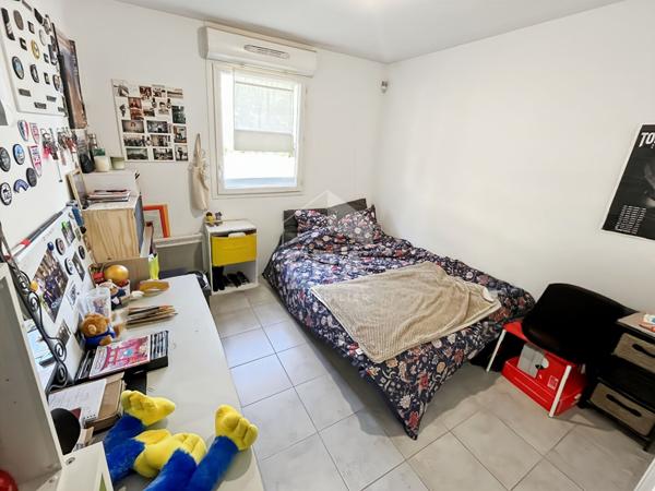 SEPTEMES LES VALLONS - Appartement T3 de 66.15m2, avec une terrasse de 18m2.