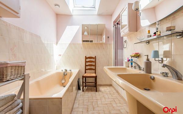 Maison à vendre    6 pièces •  Fismes