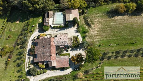 Saint-Romain-en-Viennois (84110) ENSEMBLE IMMOBILIER AVEC GITES - à 5 Min de VAISON-LA-ROMAINE