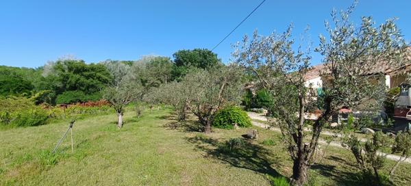 Saint-Romain-en-Viennois (84110) ENSEMBLE IMMOBILIER AVEC GITES - à 5 Min de VAISON-LA-ROMAINE